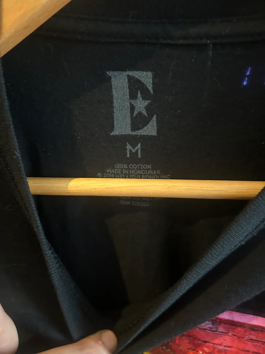 Elton John Farewell Tour T-Shirt -Med- Brand new image indicator(5)