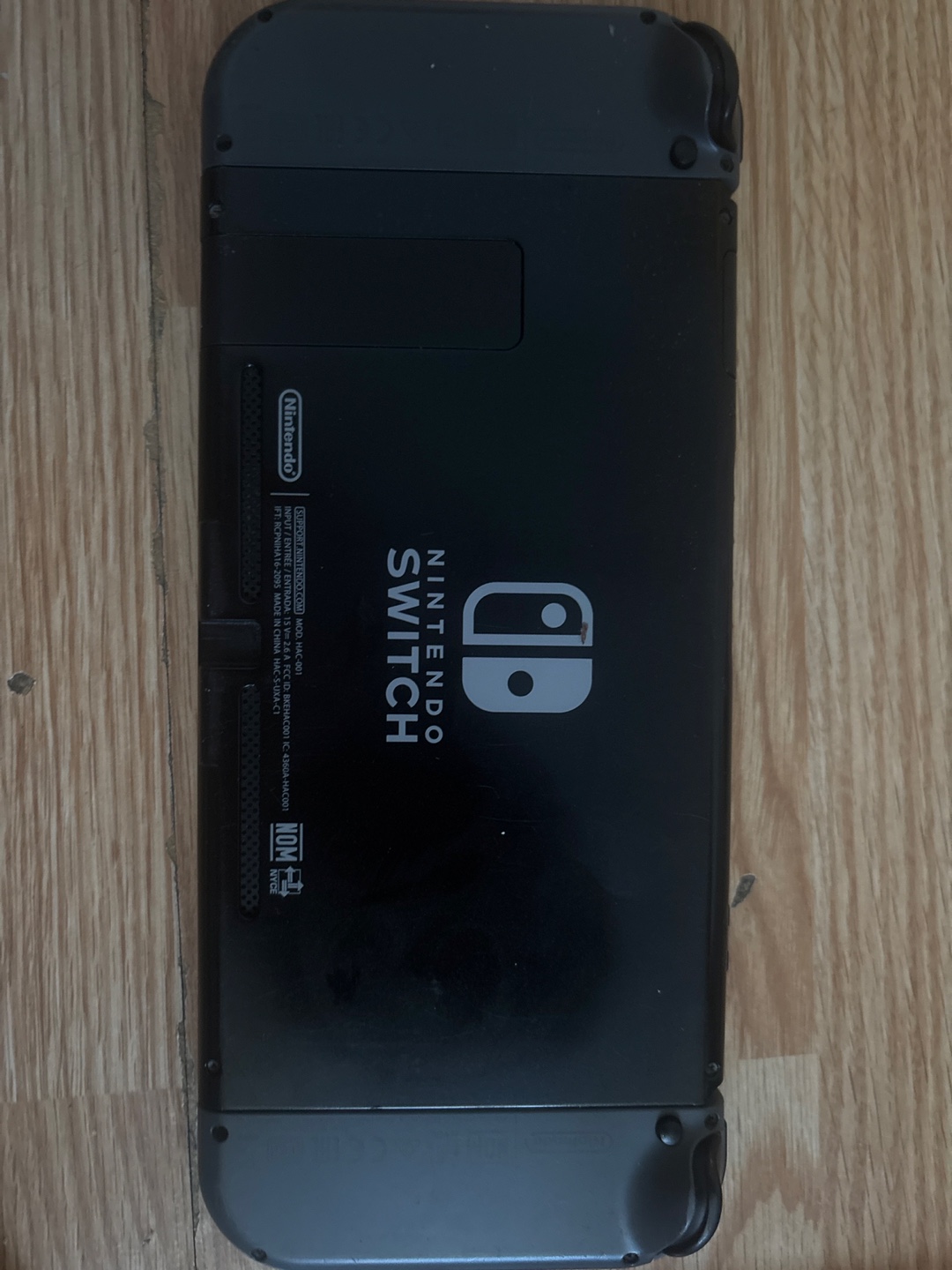 Nintendo Switch with Mario Kart 8 Deluxe - photo 3