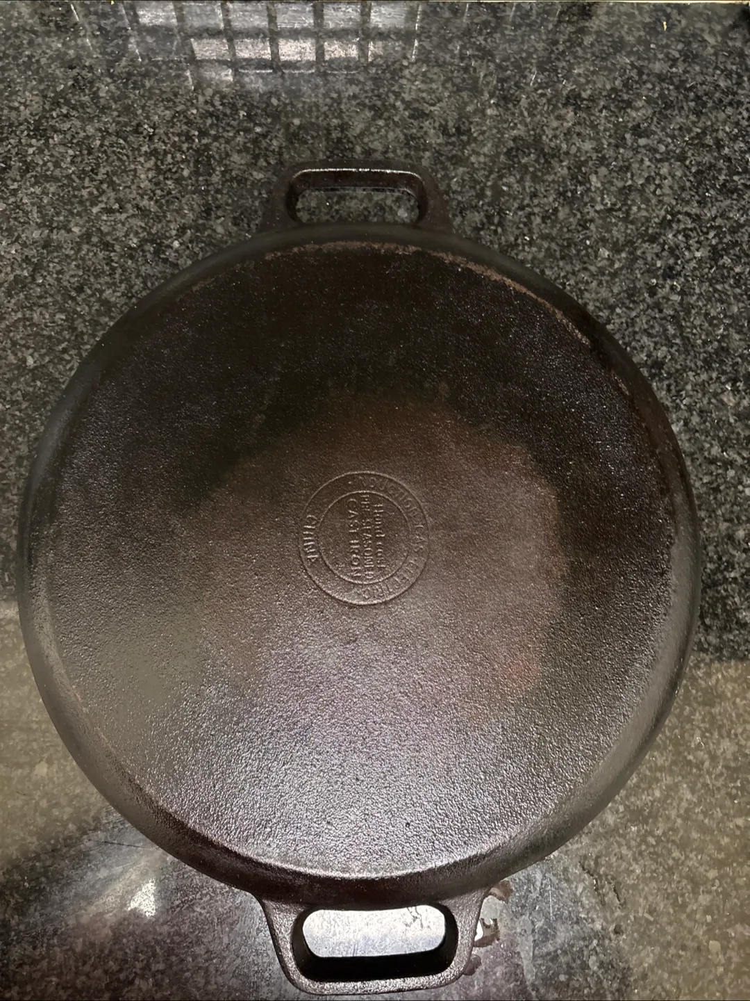 Cast Iron Pizza Pan image indicator(3)