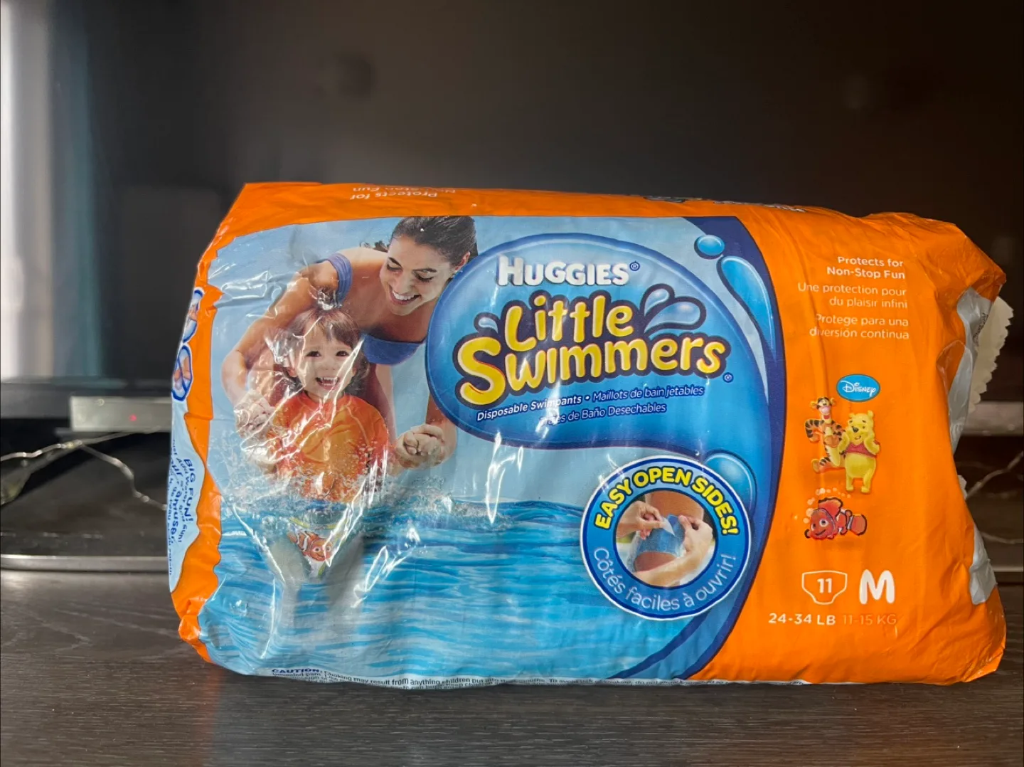 Huggies Little Swimmers Size M (24-34 lb) thumbnail