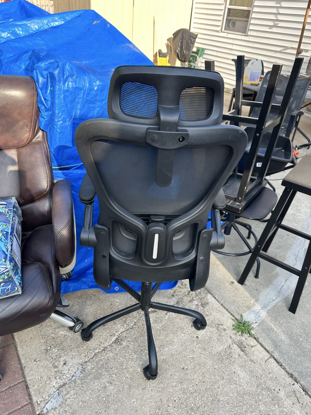 Black Ergonomic Office Chair - photo 2