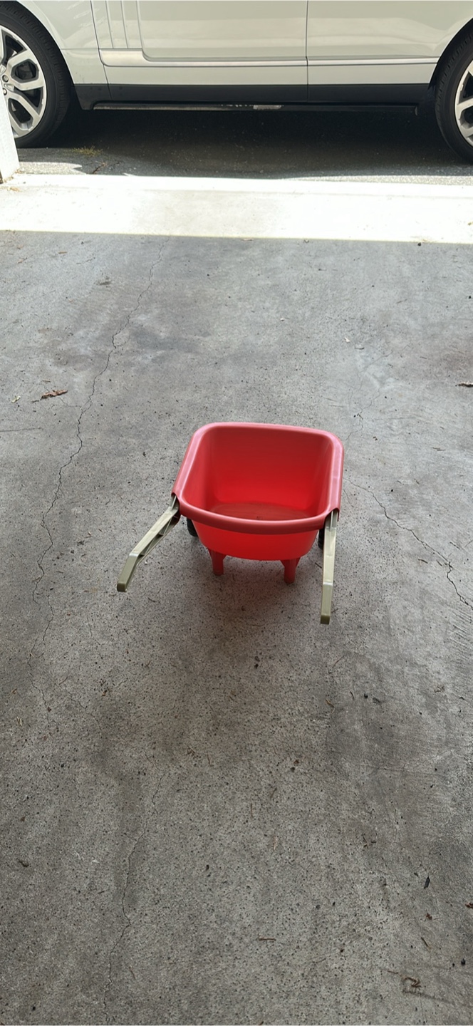 Pink Toy Wheelbarrow - photo 4