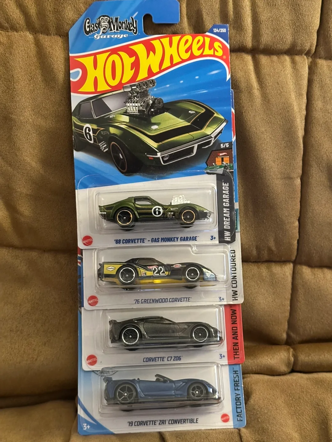 Hot Wheels Corvette Collection thumbnail