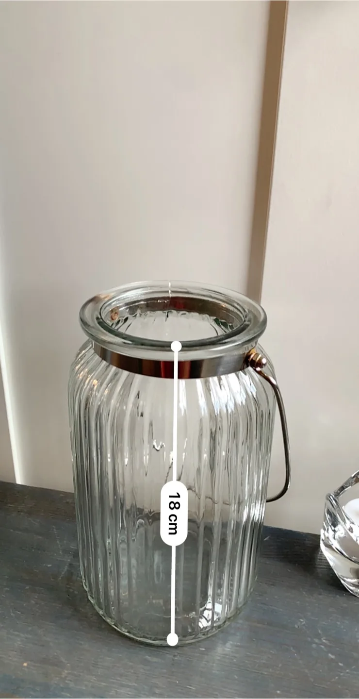 Glass Lantern/ Glass Vase image indicator(9)