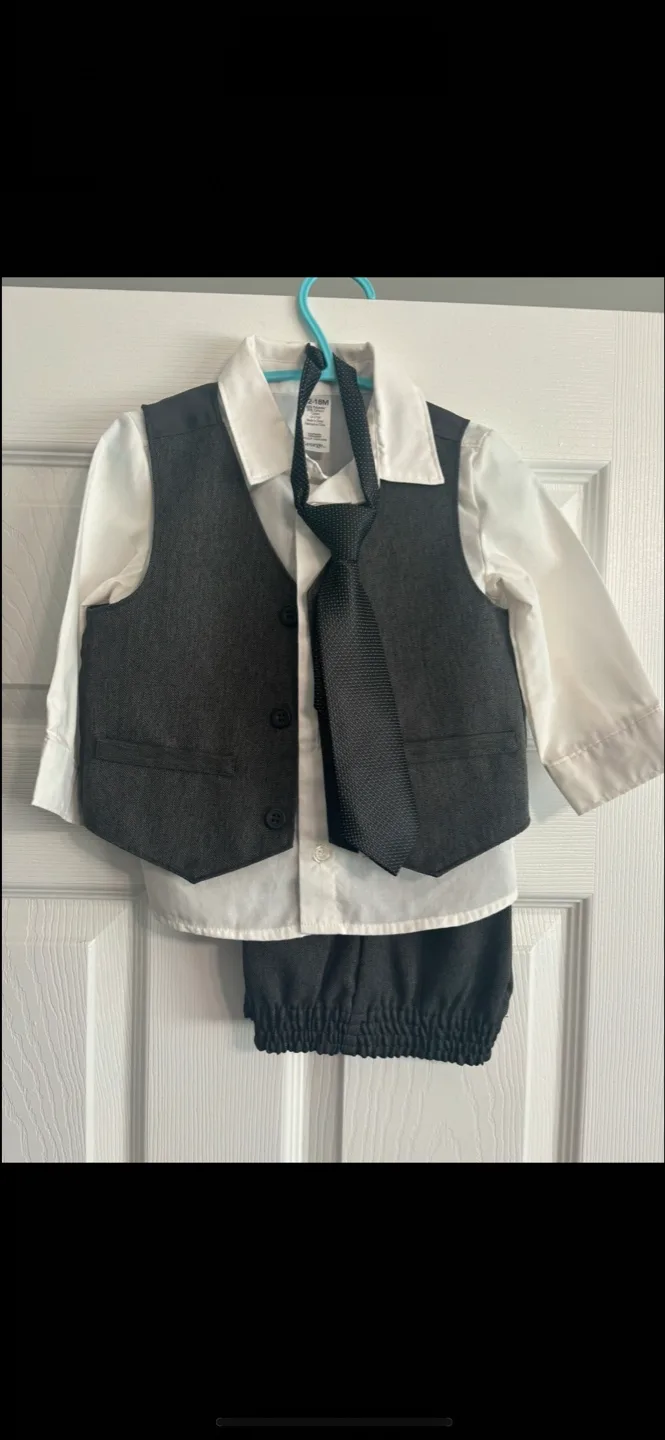 Baby Suit - Size 12-18 Months image indicator(2)