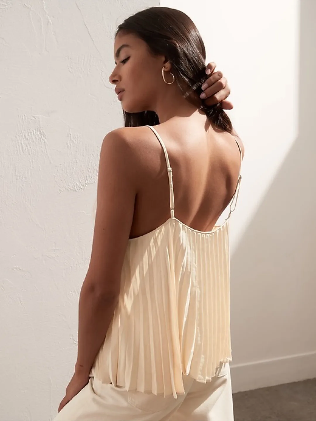 Banana Republic Pleated Cami Top - Size S image indicator(3)