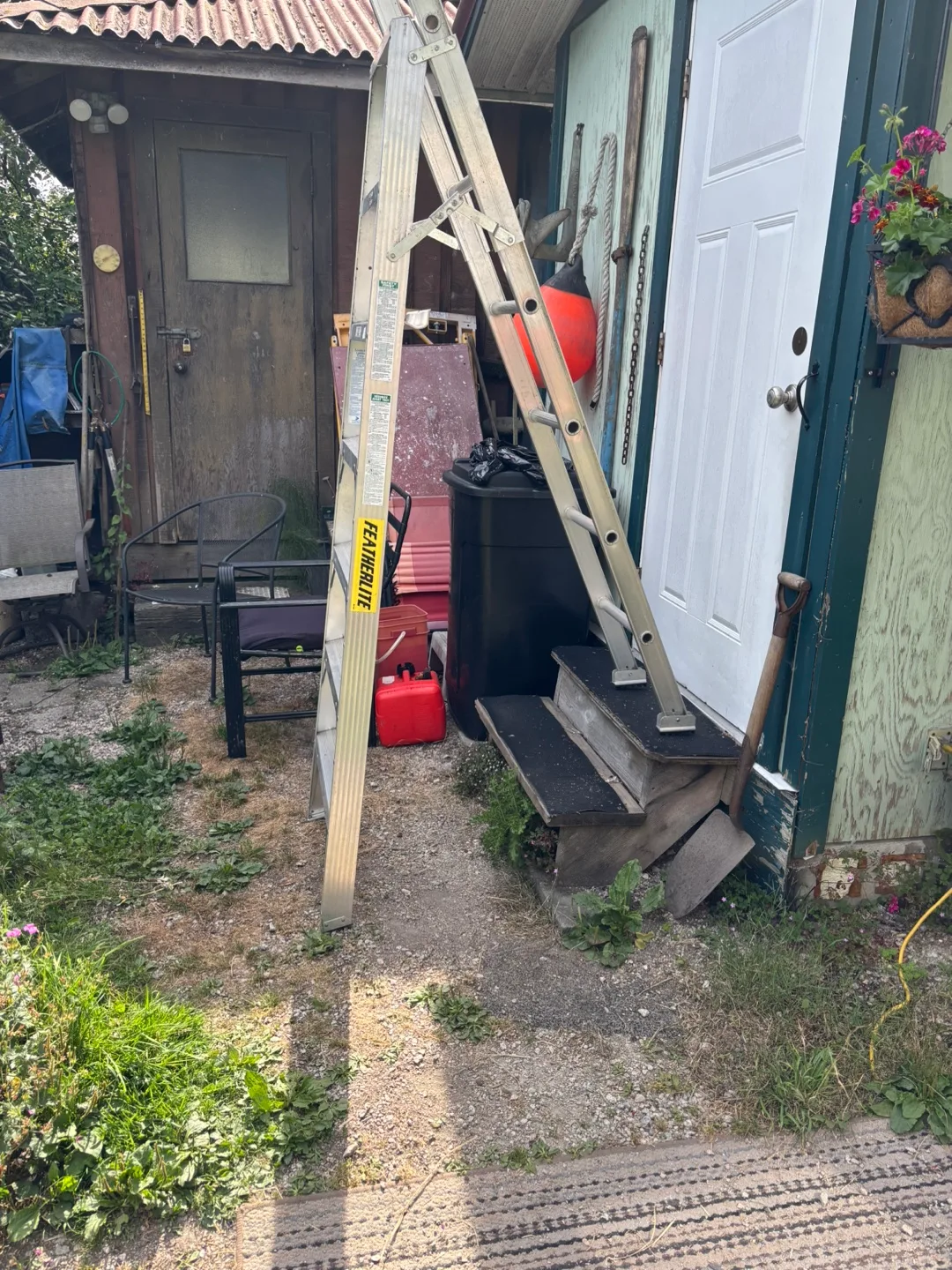 Featherlite Ladder image indicator(2)