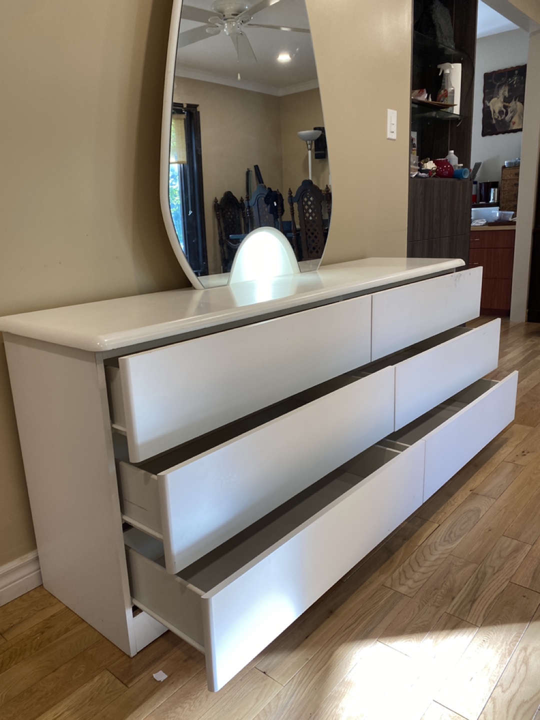 Beautiful Vanity Dresser with Illuminated Mirror (CAN DELIVER) - photo 5