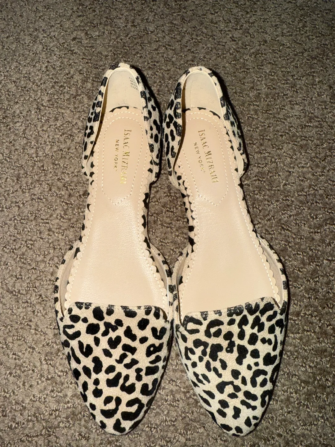 Isaac Mizrahi New York Leopard Print Flats - Size 6.5 thumbnail