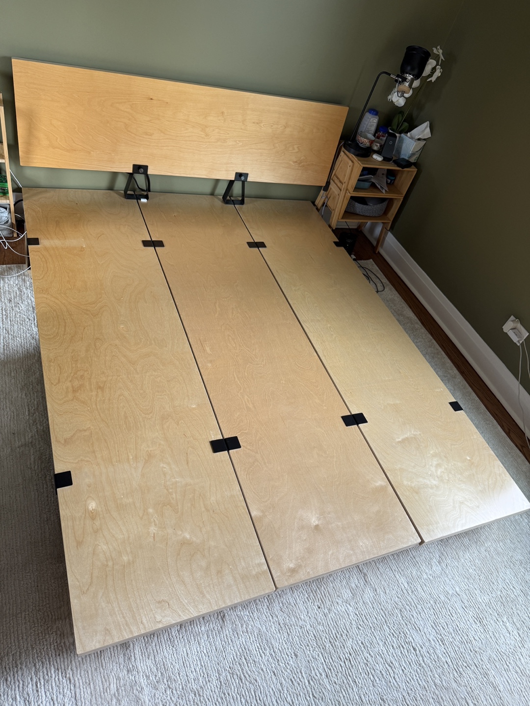Queen Floyd Platform Bed with Fixed Headboard - photo 3