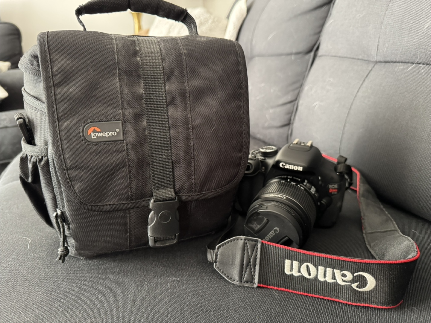 Canon EOS Rebel T3i camera - photo 3