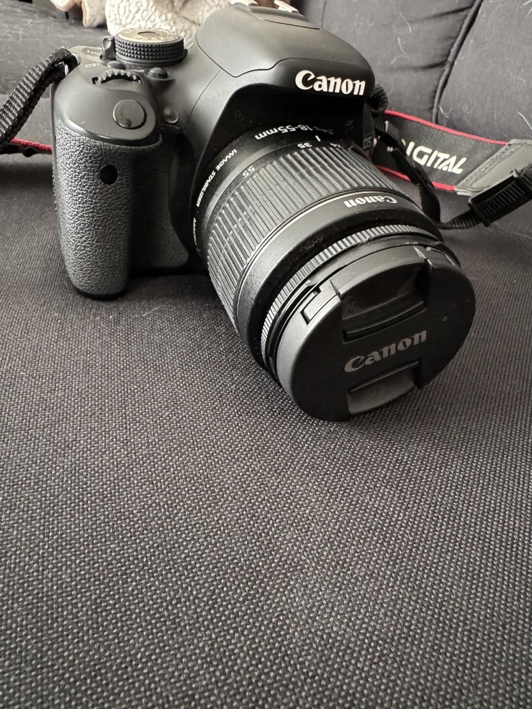 Canon EOS Rebel T3i camera - photo 2
