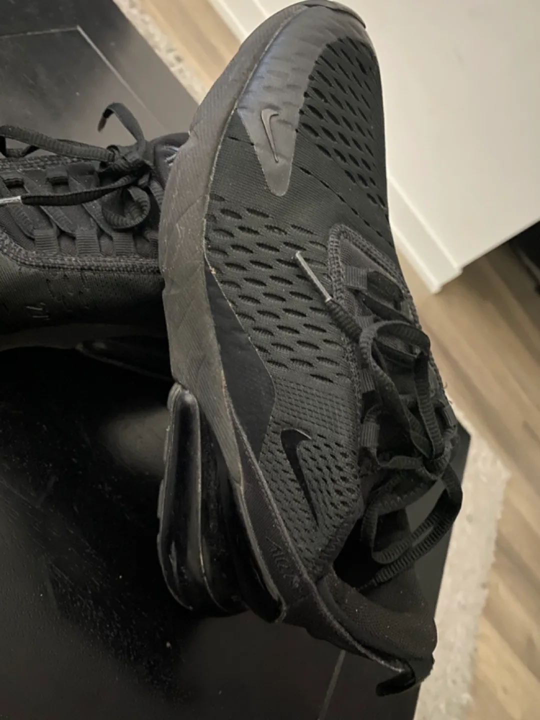 Nike Air Max 270 Black, Size 6Y image indicator(2)