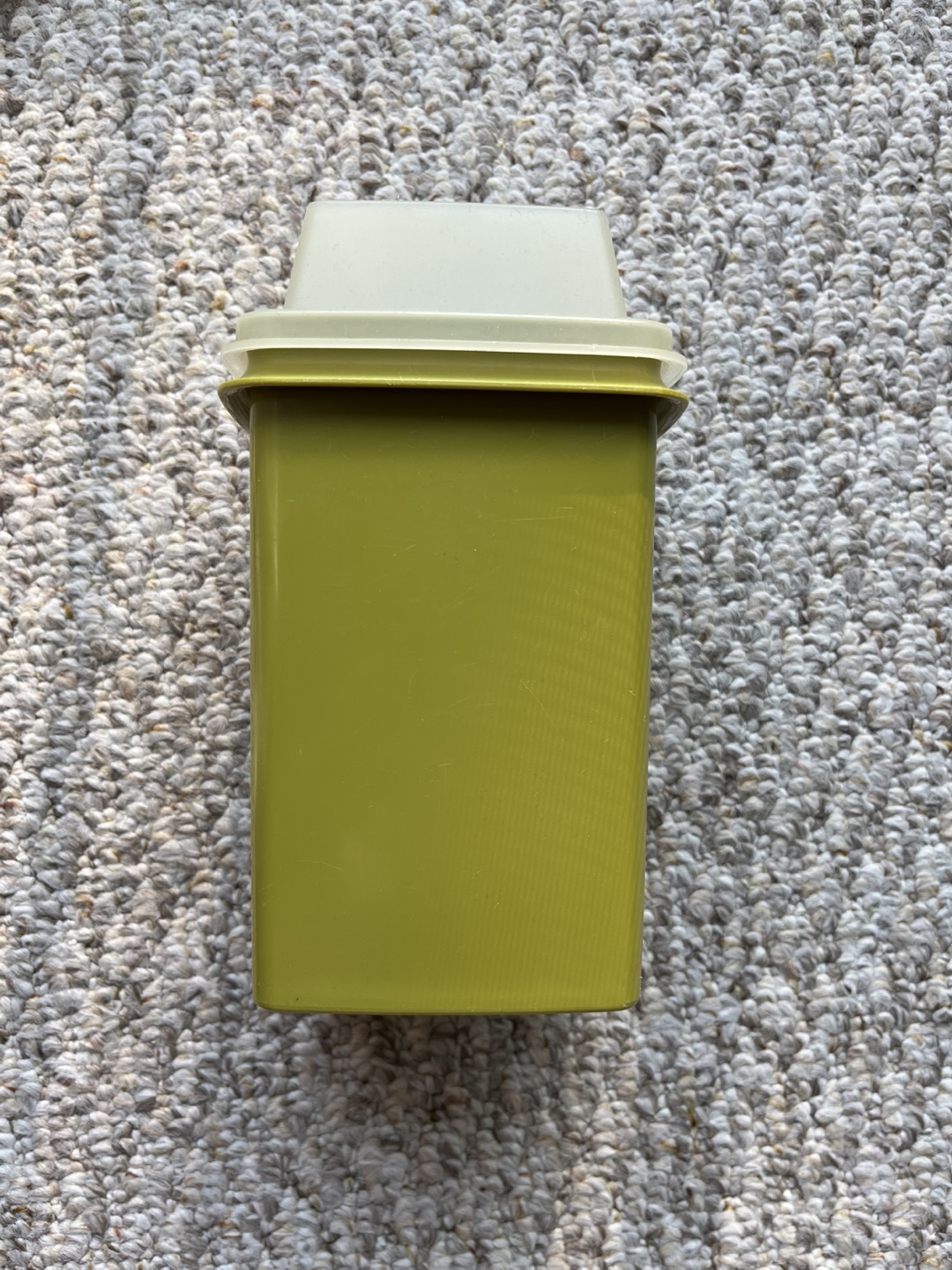 Tupperware Vintage Pickle Pick-a-Deli Container