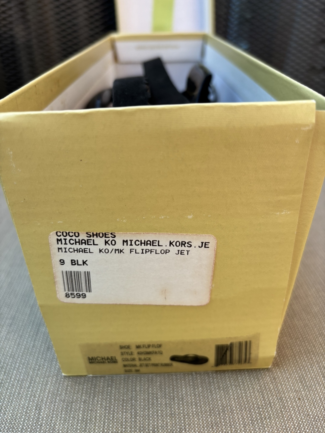 Michael Kors Jet Flip Flops - Size 9 - photo 5