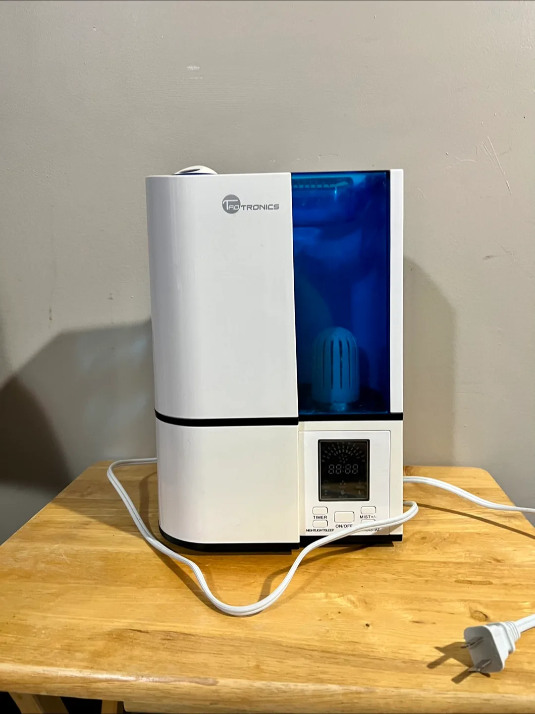 TaoTronics Humidifier - White thumbnail