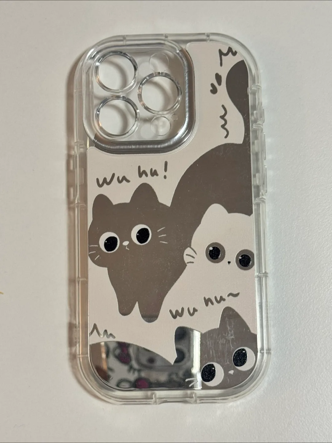 iPhone 15pro Case with Cat Design thumbnail