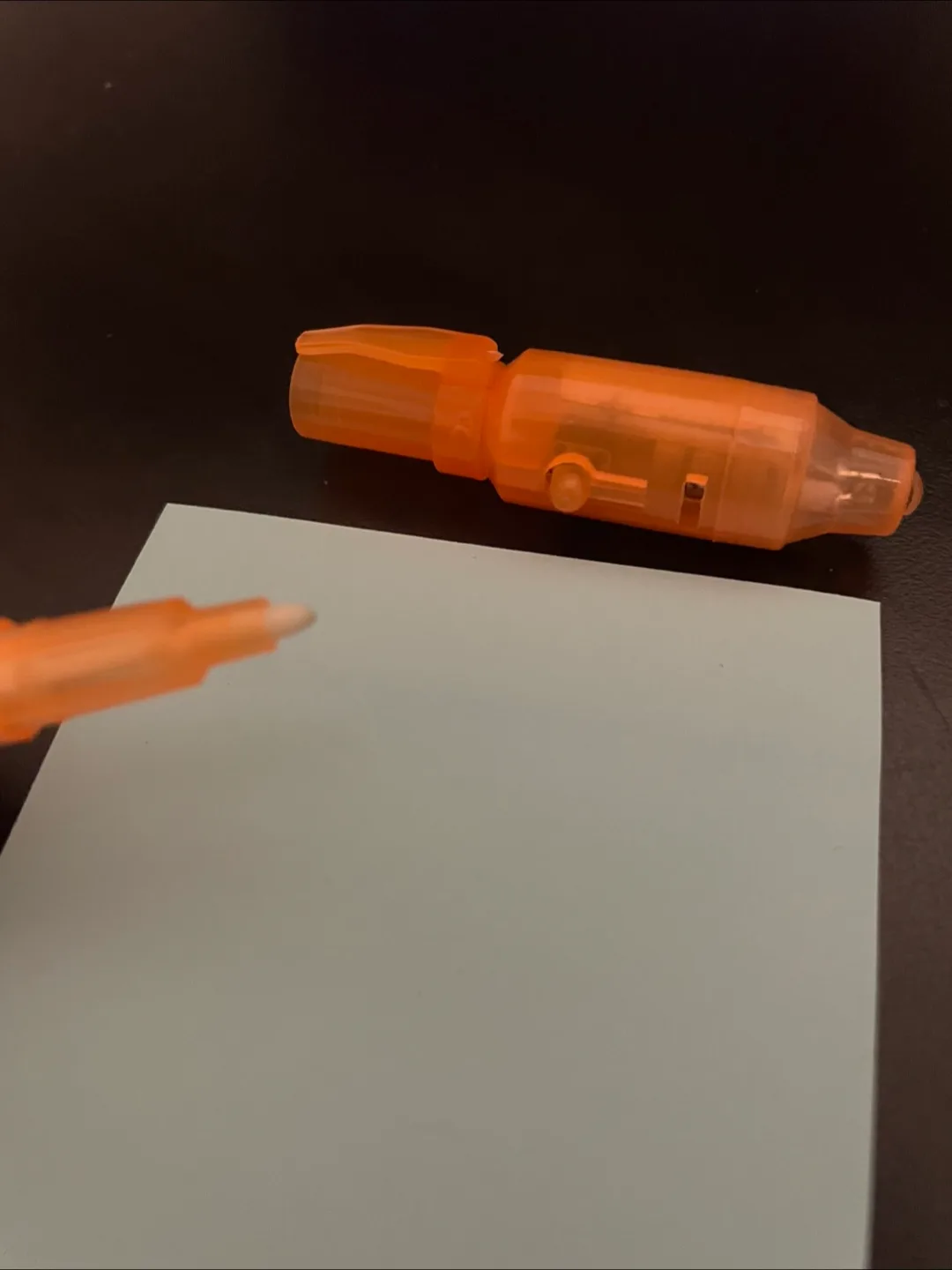 Invisible Ink Pen with UV Light image indicator(3)