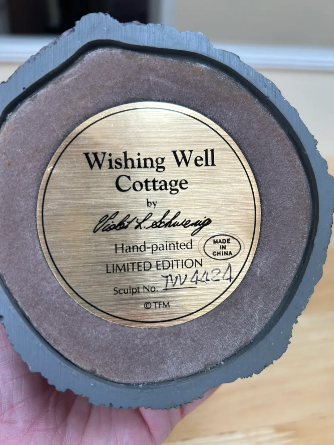 Wishing Well Cottage Limited Edition Figurine image indicator(3)