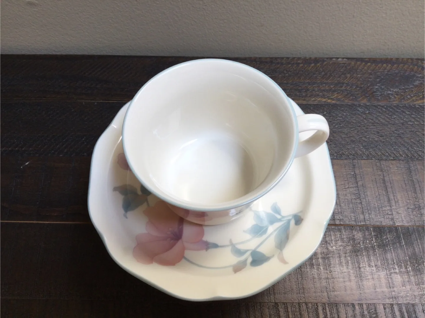 Noritake Gali Cuisine Cup & Saucer Set image indicator(5)