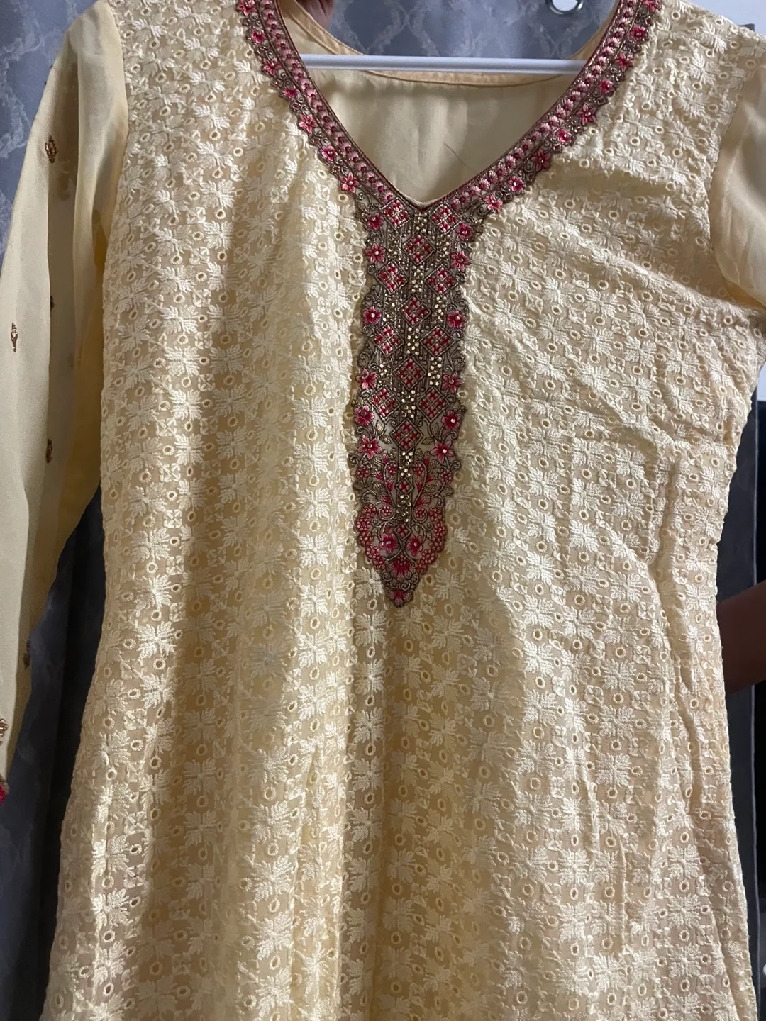Beautiful Embroidered Salwar Kameez thumbnail