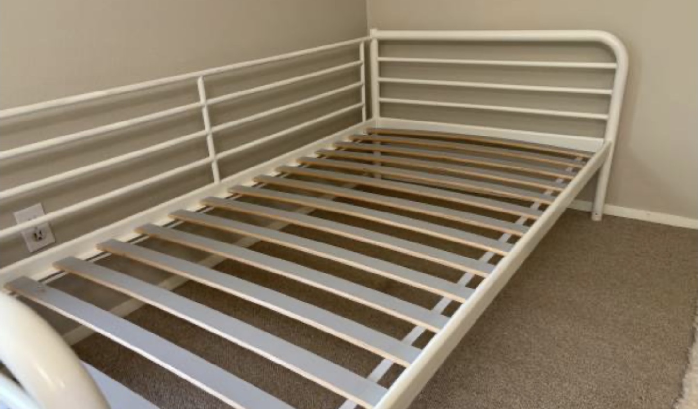 IKEA Hemnes Daybed Frame - White