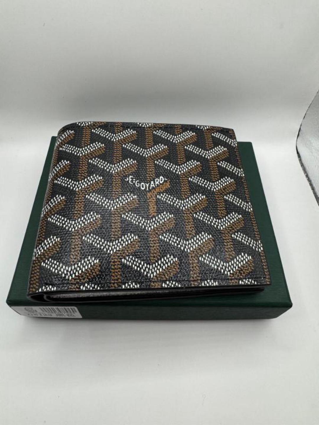 Goyard Paris Bi-Fold Wallet - photo 3