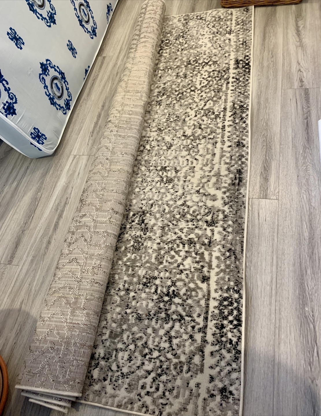 Wayfair Area Rug 7’10” x 10’