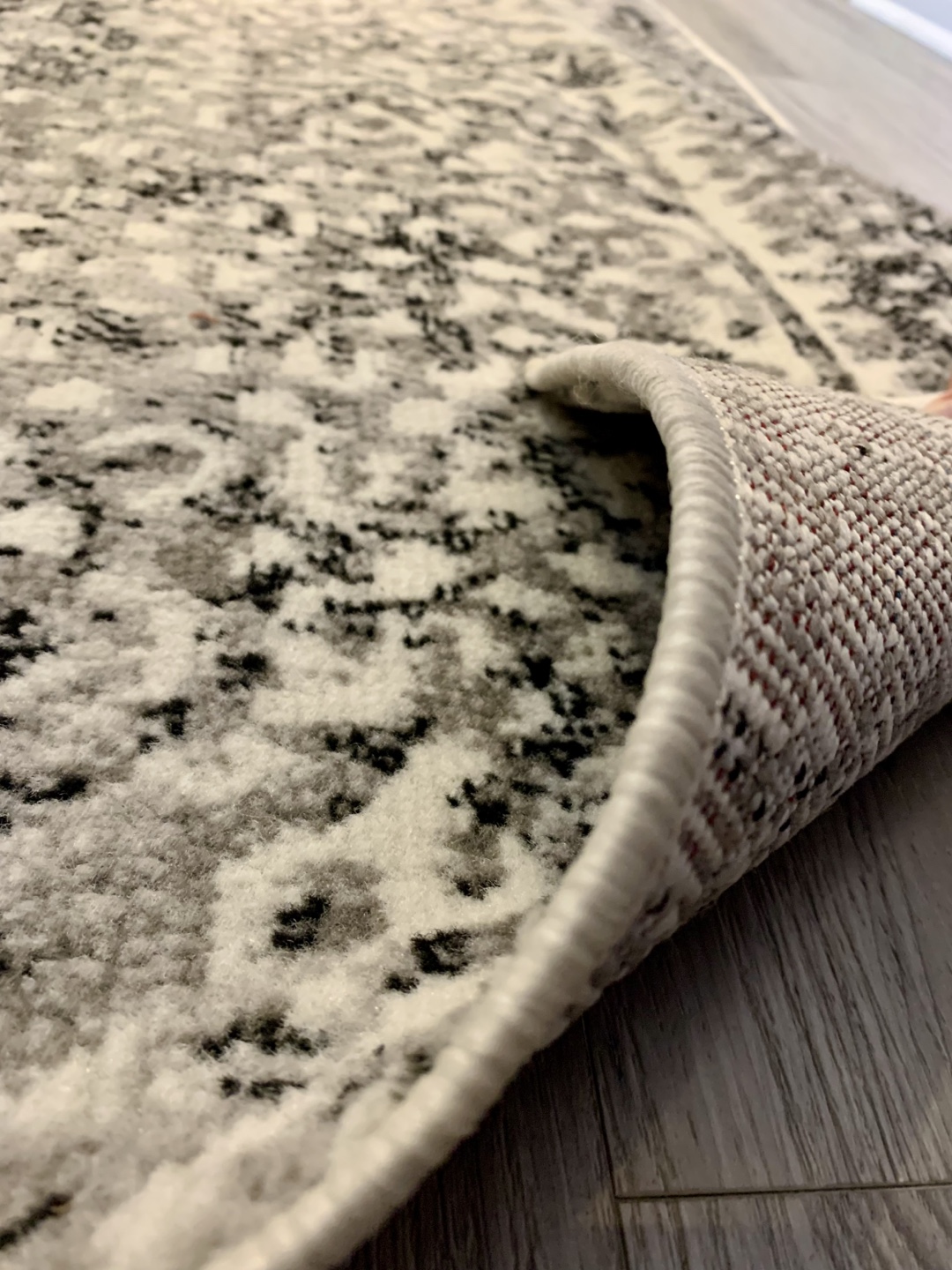 Wayfair Area Rug 7’10” x 10’ - photo 2