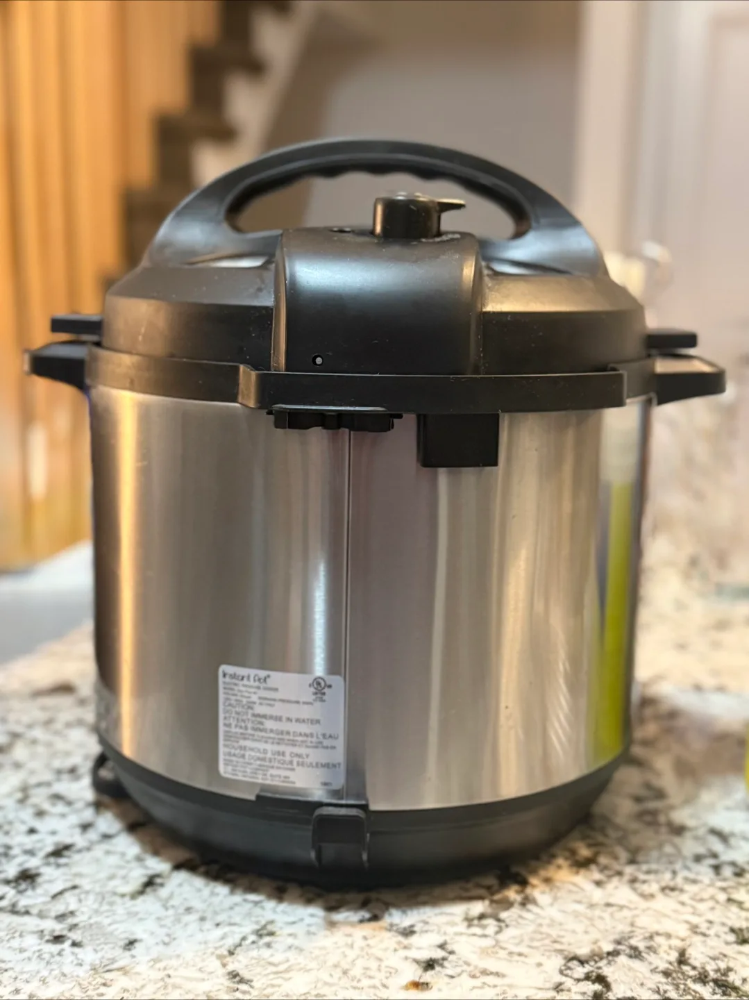 Instant Pot Duo Plus 9-in-1 (6 Quart) – Lightly Used image indicator(4)