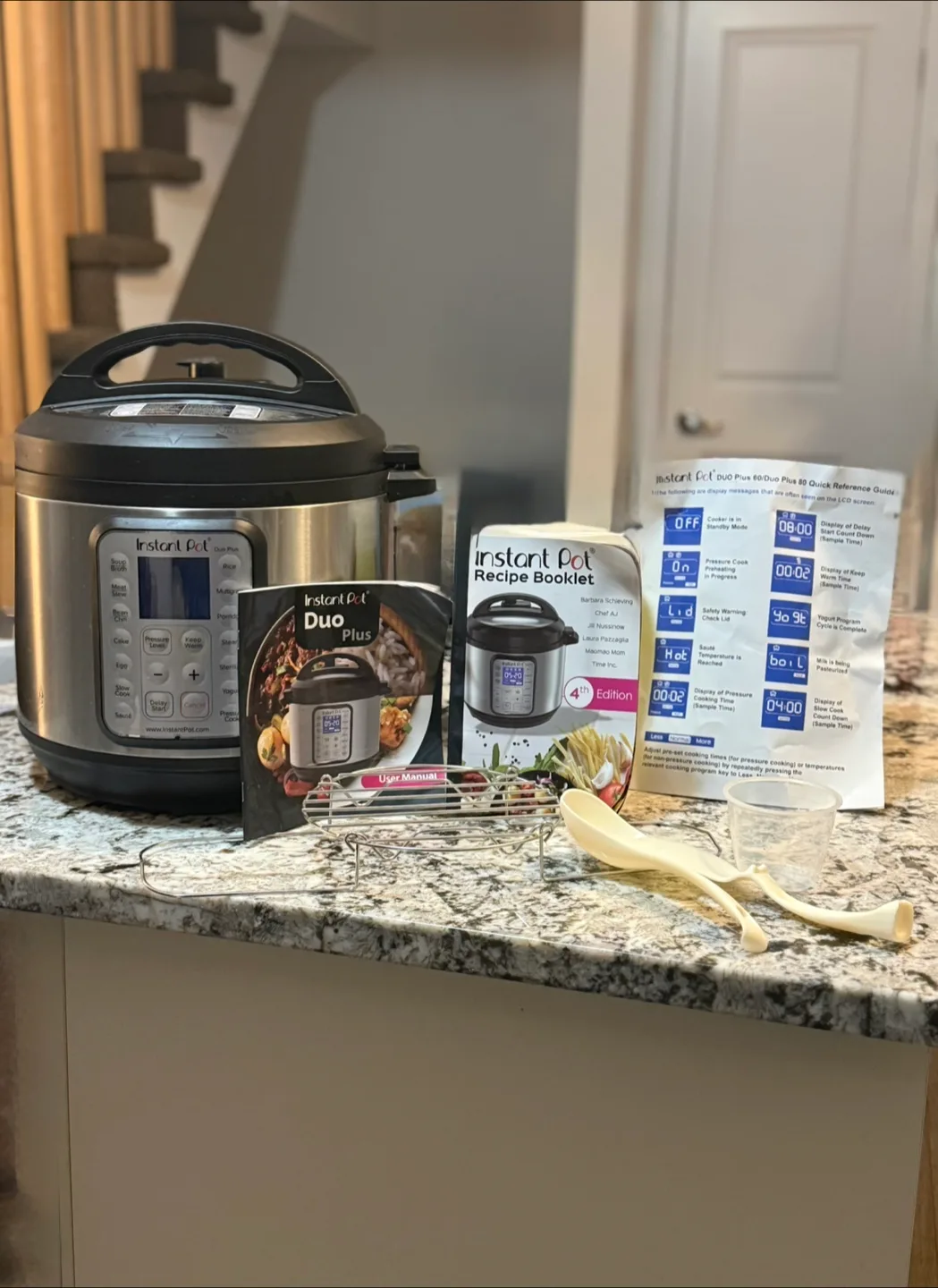 Instant Pot Duo Plus 9-in-1 (6 Quart) – Lightly Used