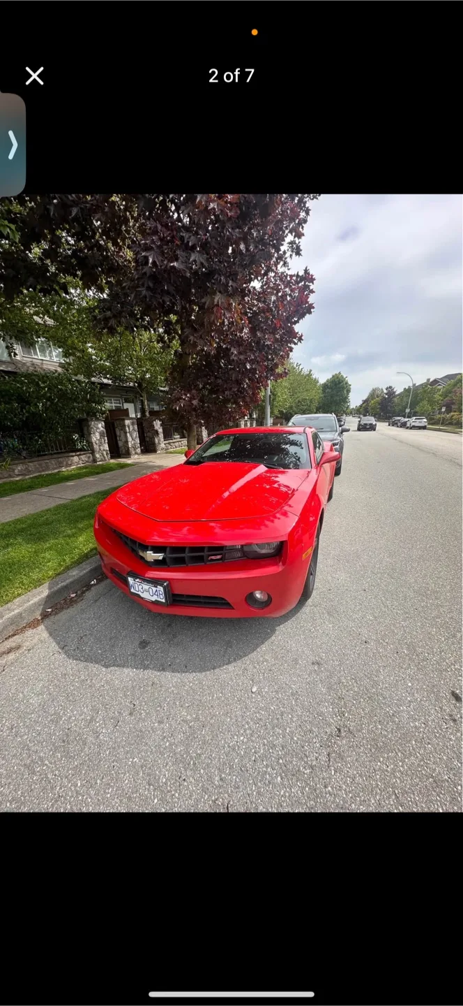 Red Chevrolet camero thumbnail