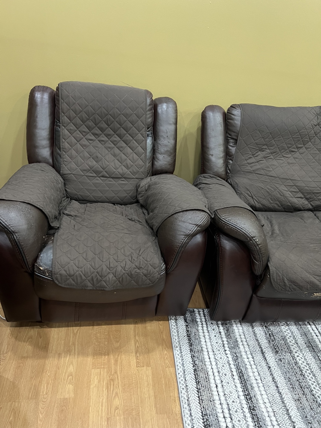 Faux Leather Reclining Sofa & Loveseat with 1 recliner chair - photo 3