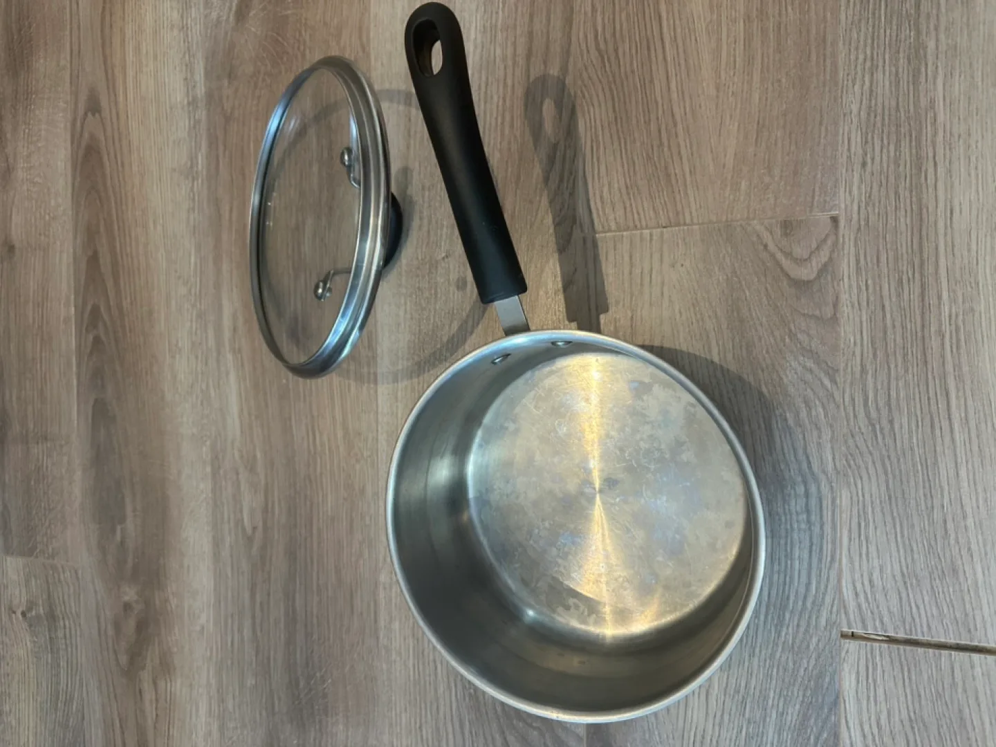 Stainless Steel Saucepan with Lid thumbnail