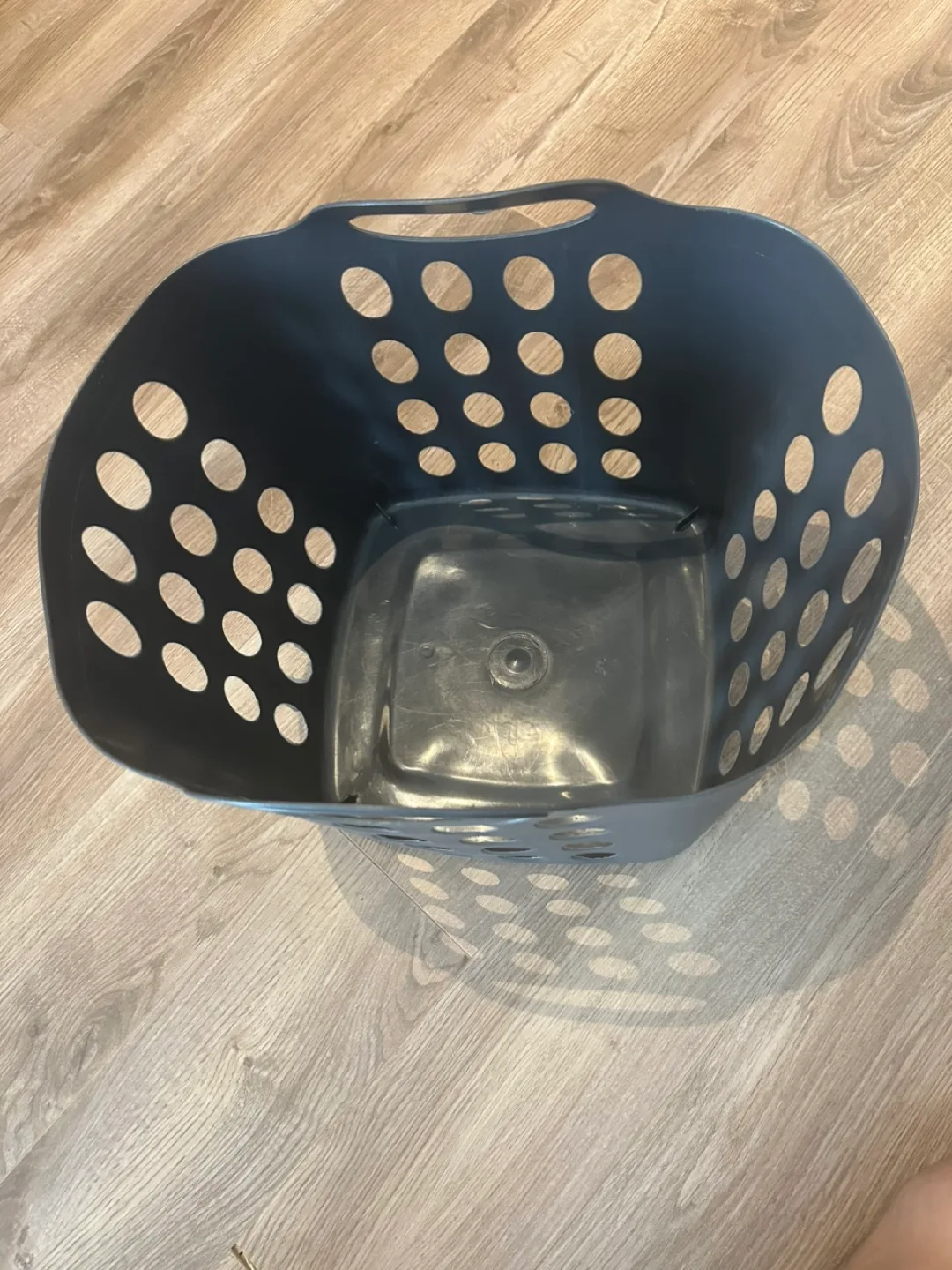 Grey Plastic Laundry Basket thumbnail
