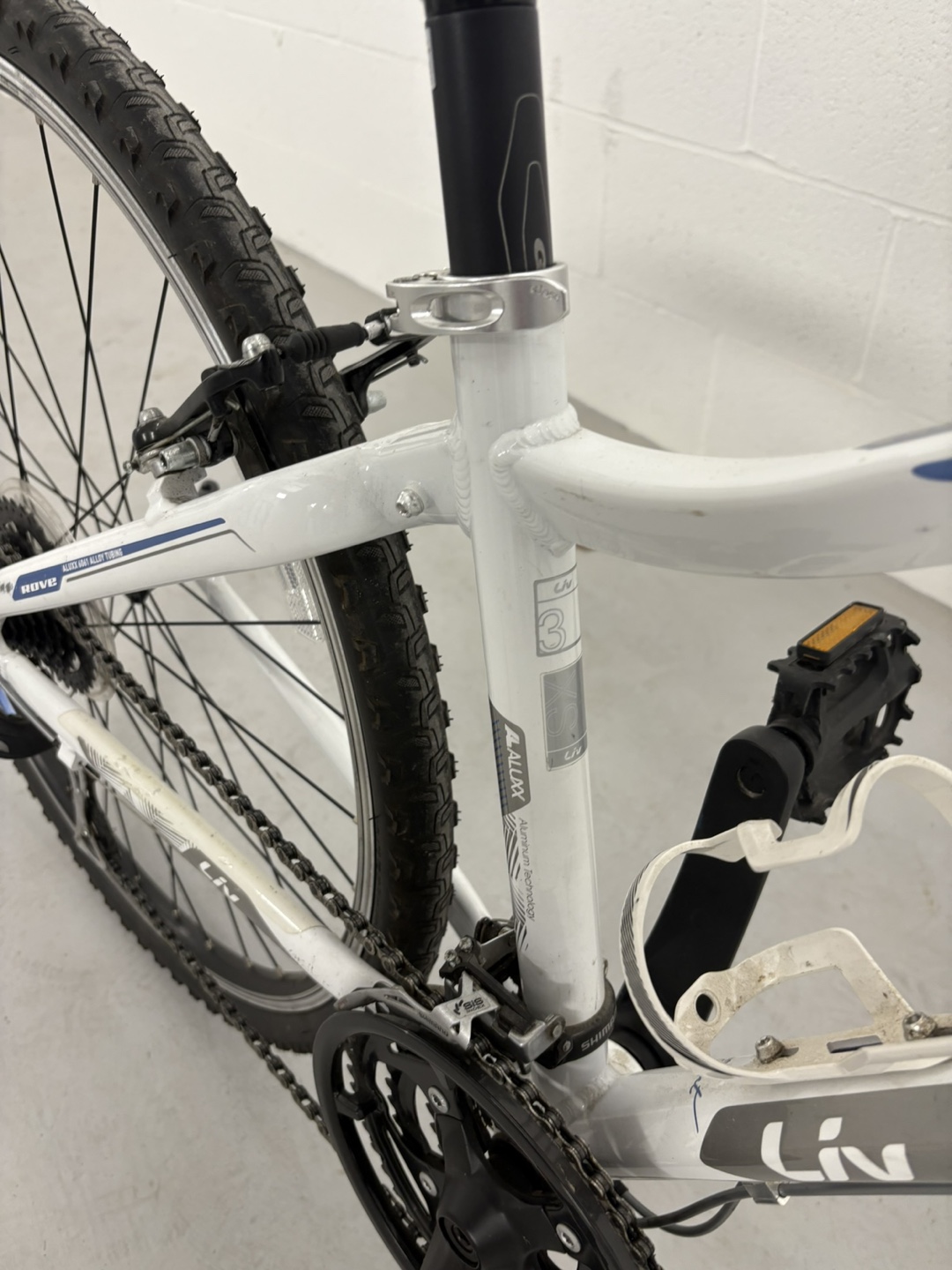 Liv Rove 3 Ladies Hybrid Bike - White - photo 2