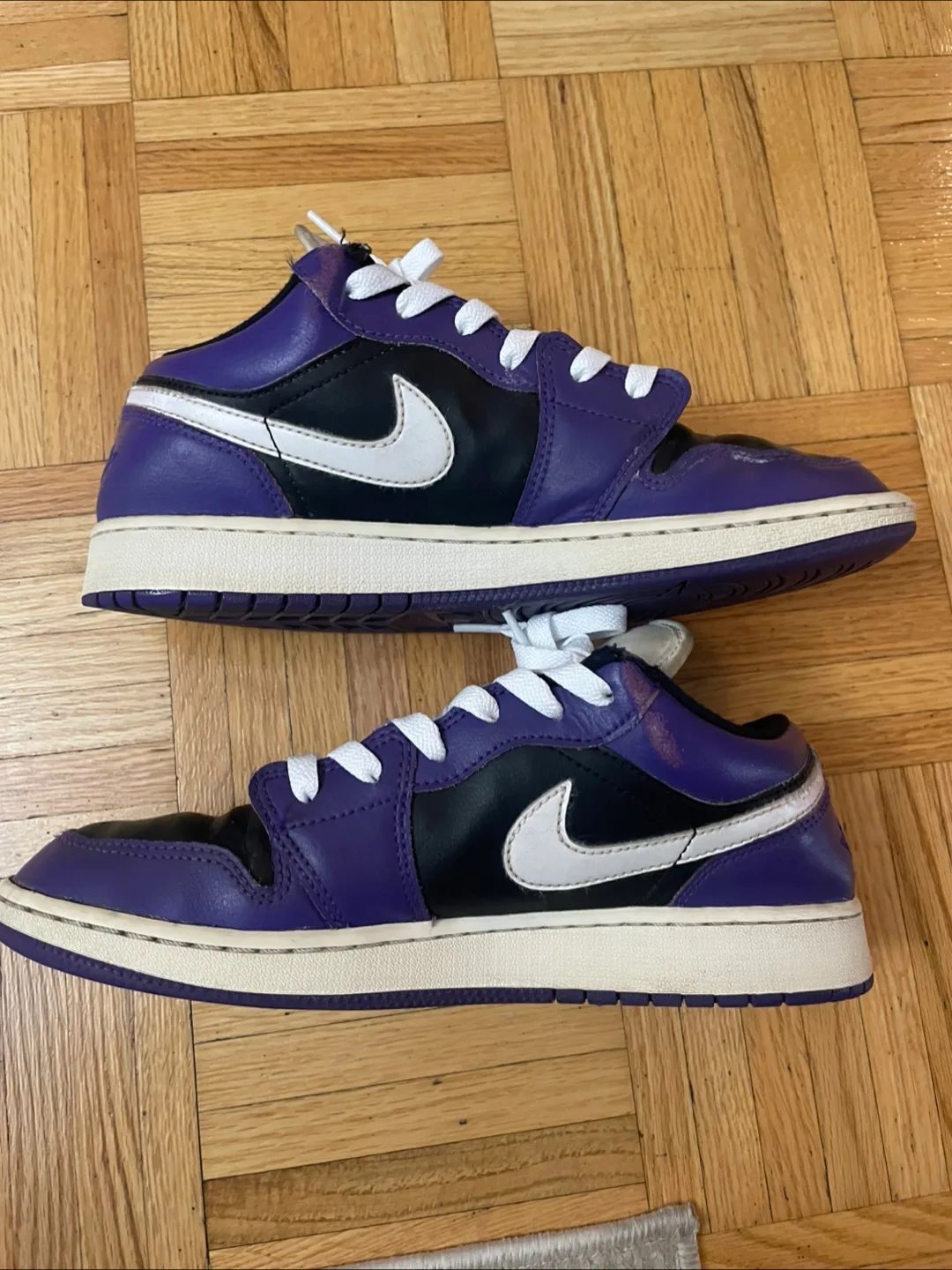 Nike Air Jordan 1 Low Court purple thumbnail