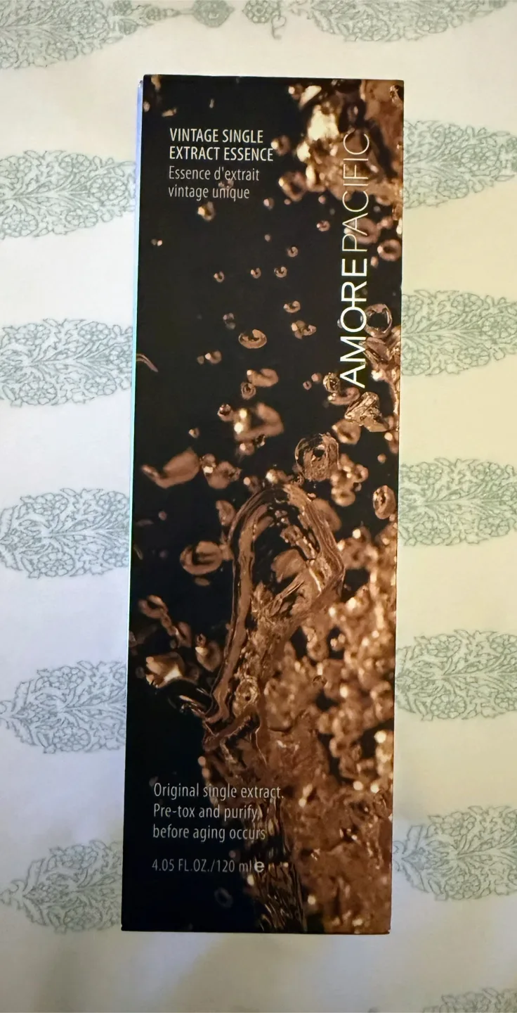 Amorepacific Vintage Single Extract Essence 4.05 fl oz image indicator(2)