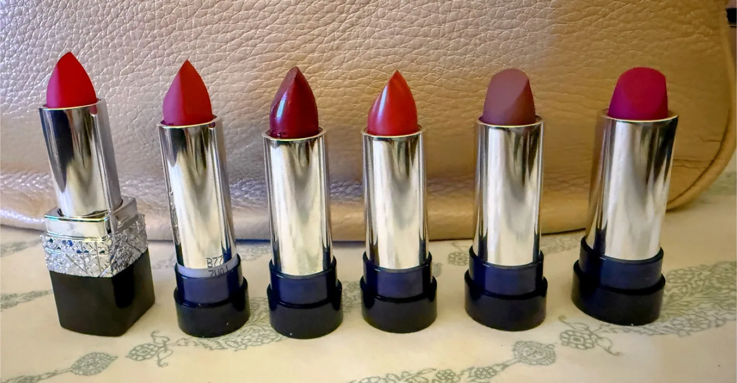 Dior Rouge Precious Rocks Refillable Jewel Lipstick Set image indicator(5)