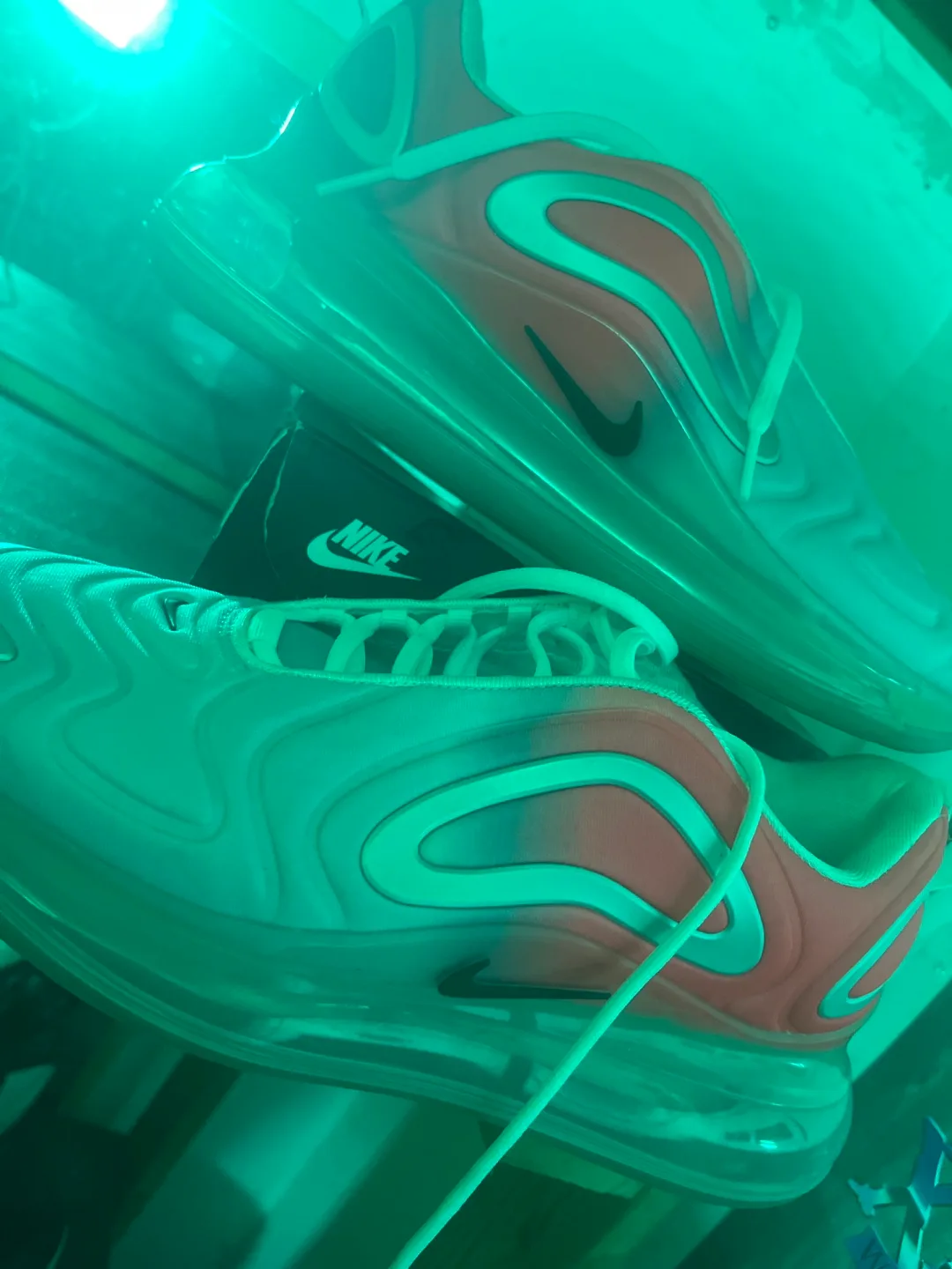 Nike Air Max 720, US 10 thumbnail