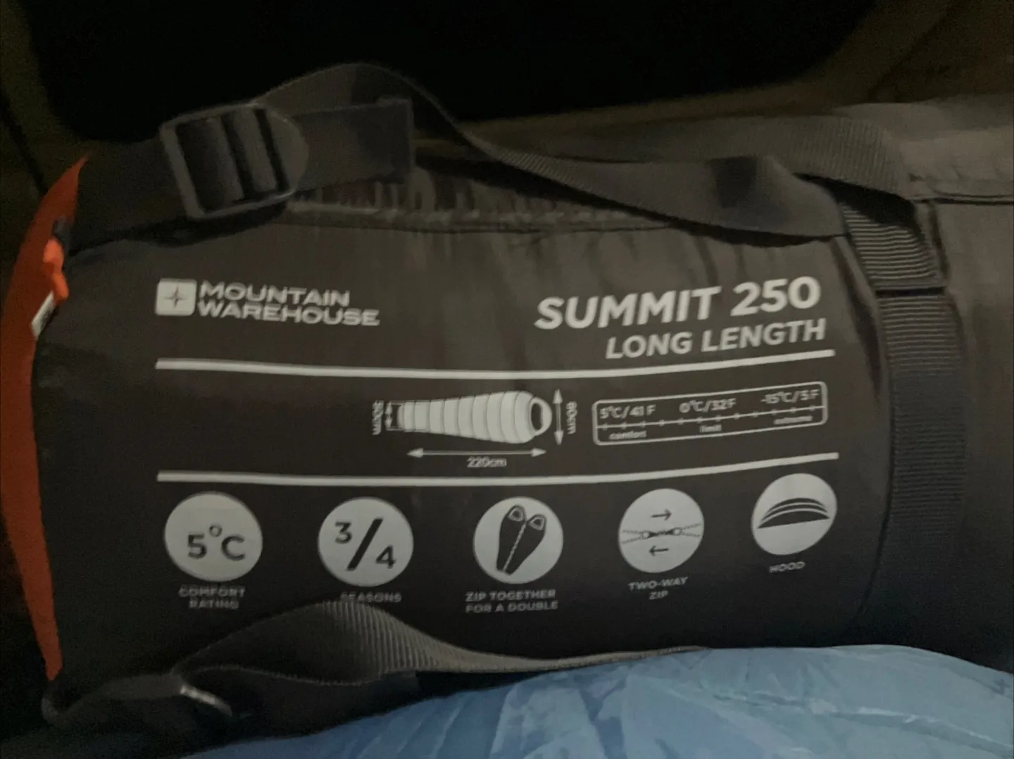 Mountain Warehouse Summit 250 Sleeping Bag thumbnail