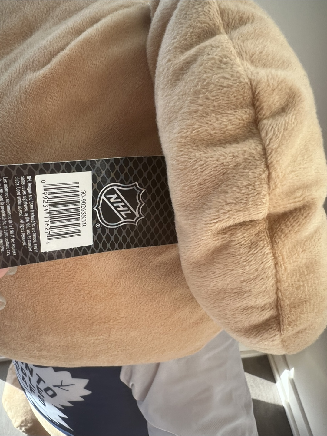 Free with Purchase: NHL Toronto Maple Leafs Bear - photo 2