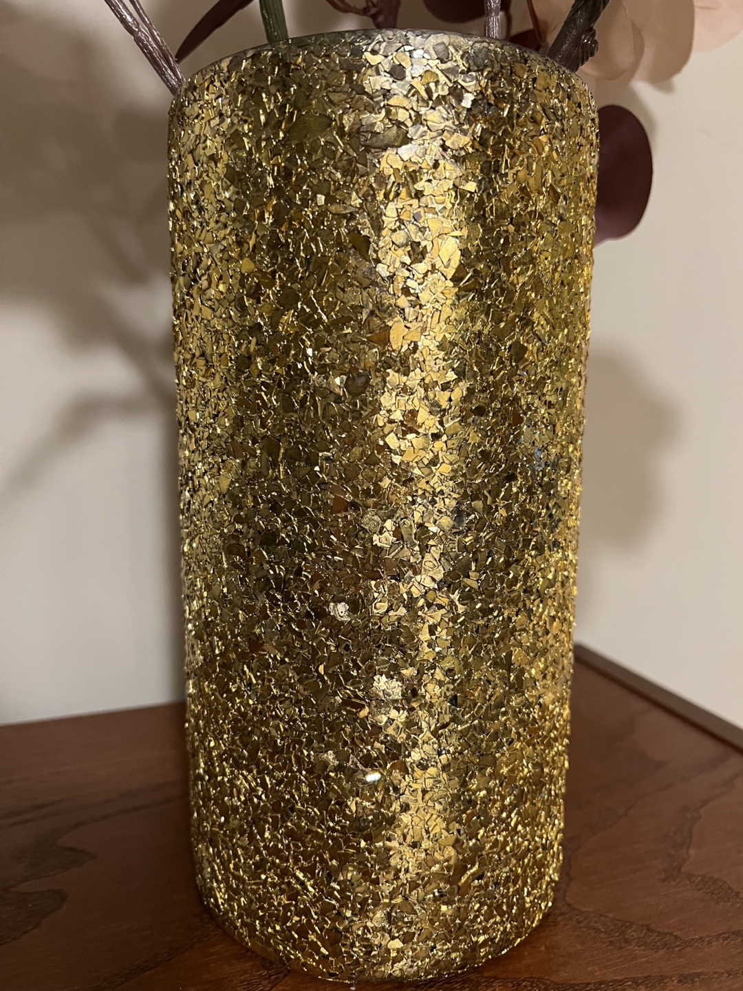 Glass Vase and a Golden sparkle Vase with artificial flowers - photo 2