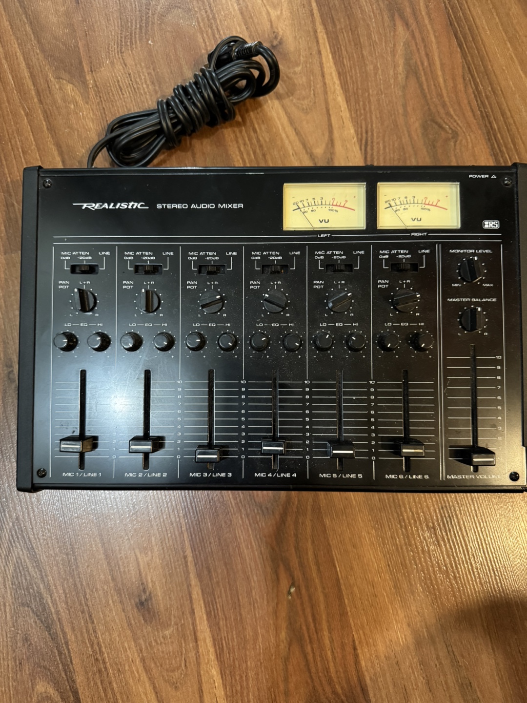 Realistic Stereo Audio Mixer (mic mixer) - photo 5