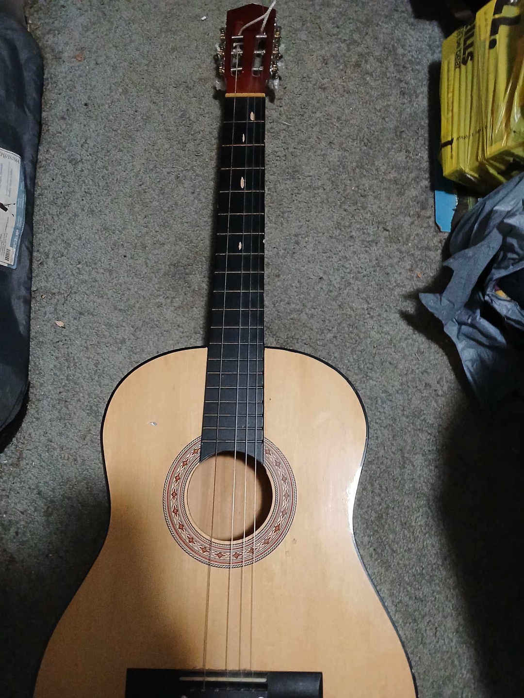Acoustic Guitar - photo 3