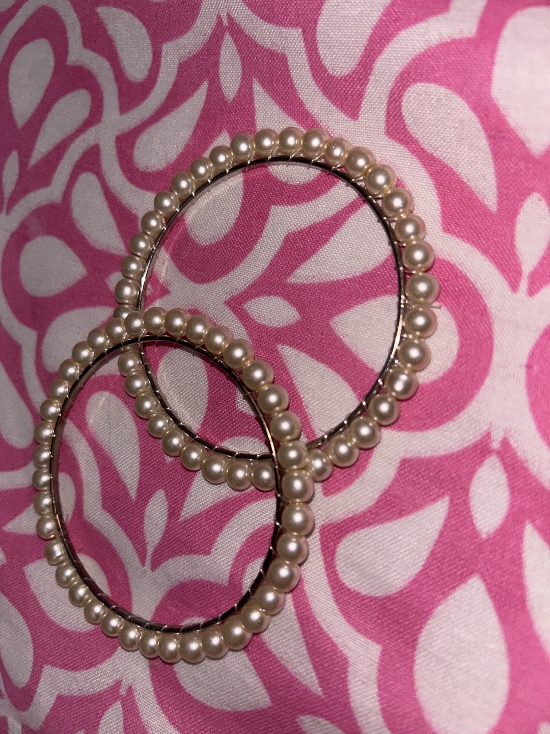 Pearl bangles set