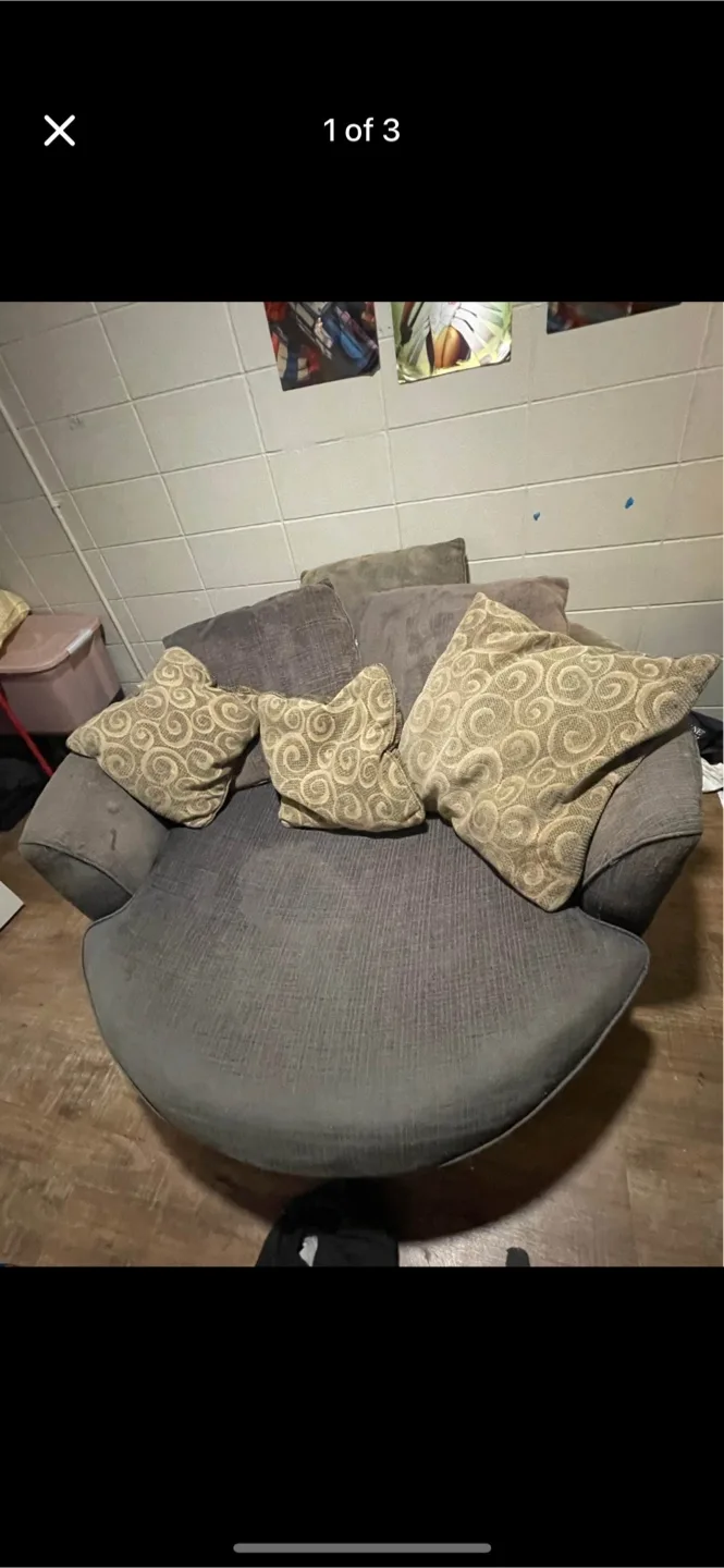 XL Cuddle Chair thumbnail