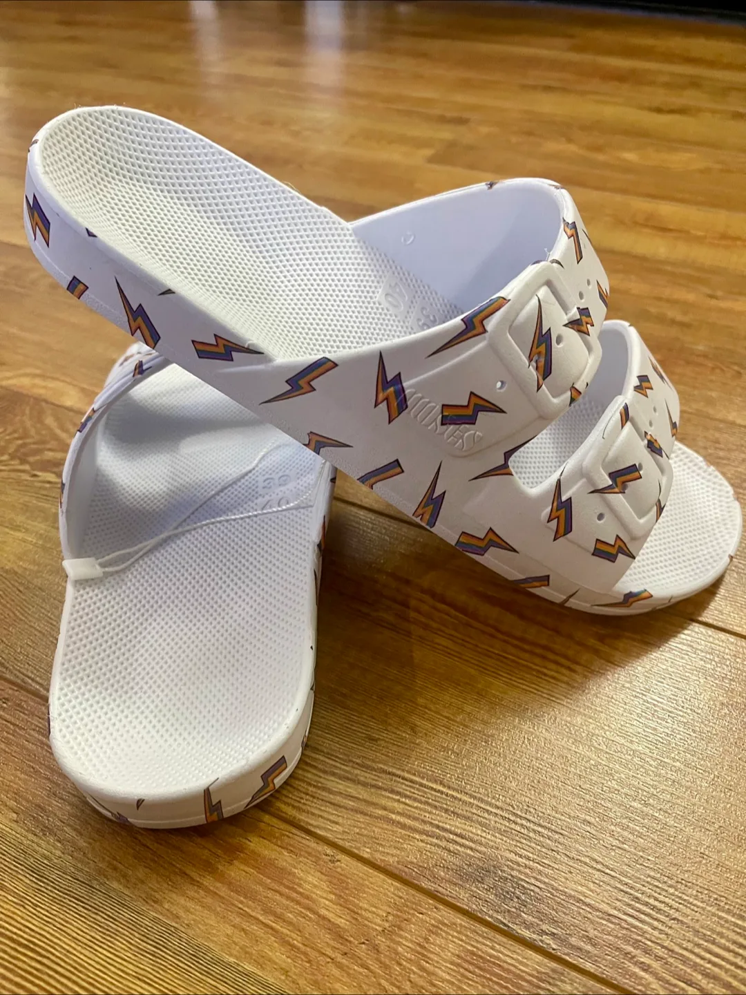 Women Slides image indicator(4)