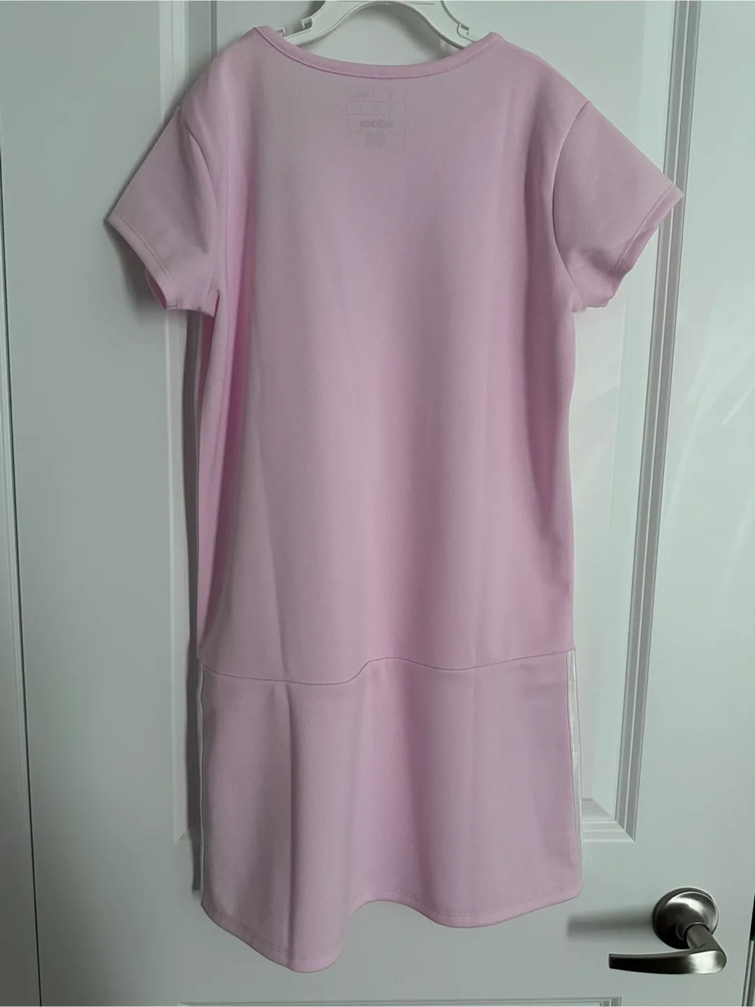 Brand new girls Adidas tennis dress pink sz. L image indicator(3)