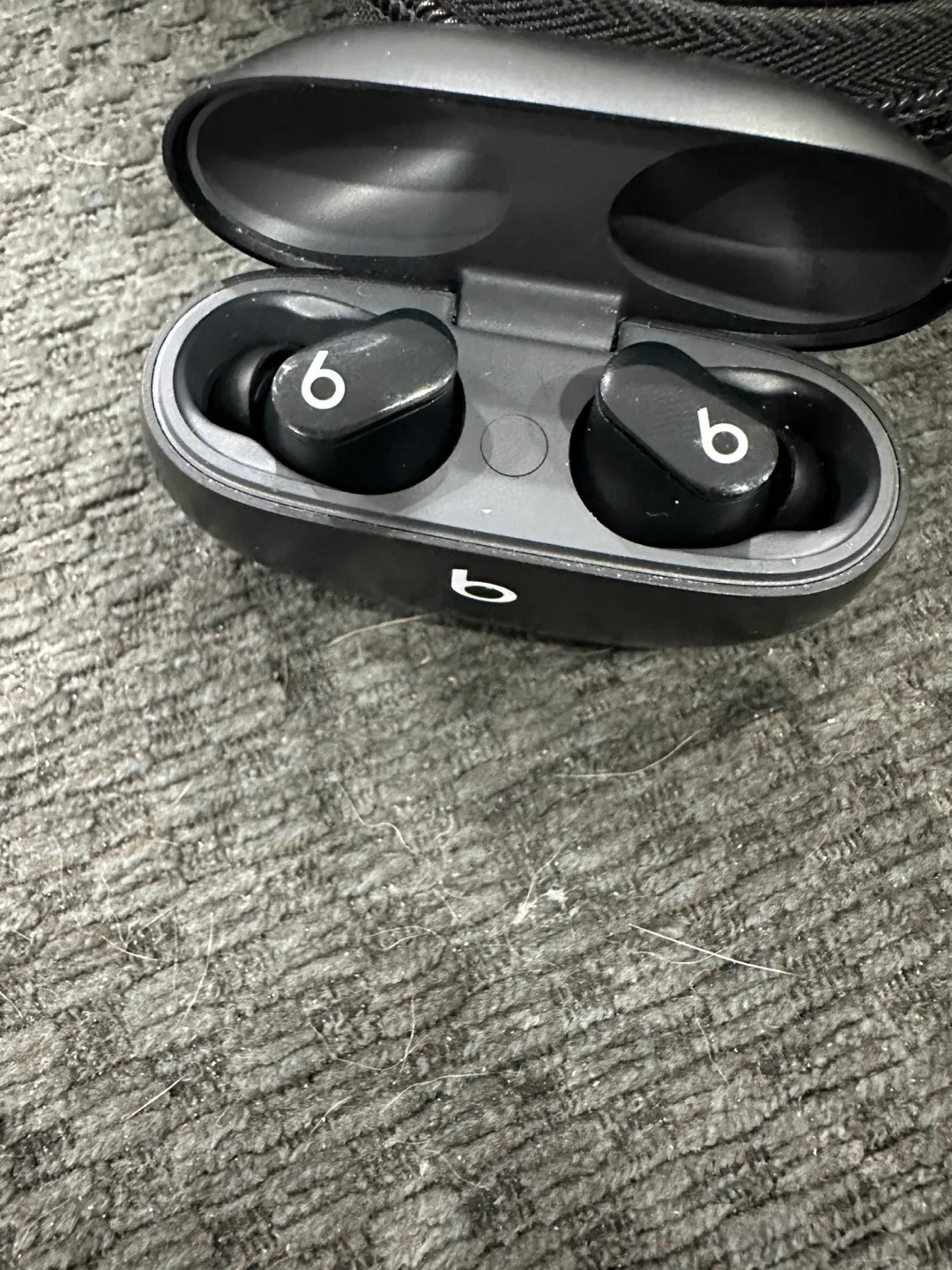 Beats Studio Buds - Black image indicator(2)